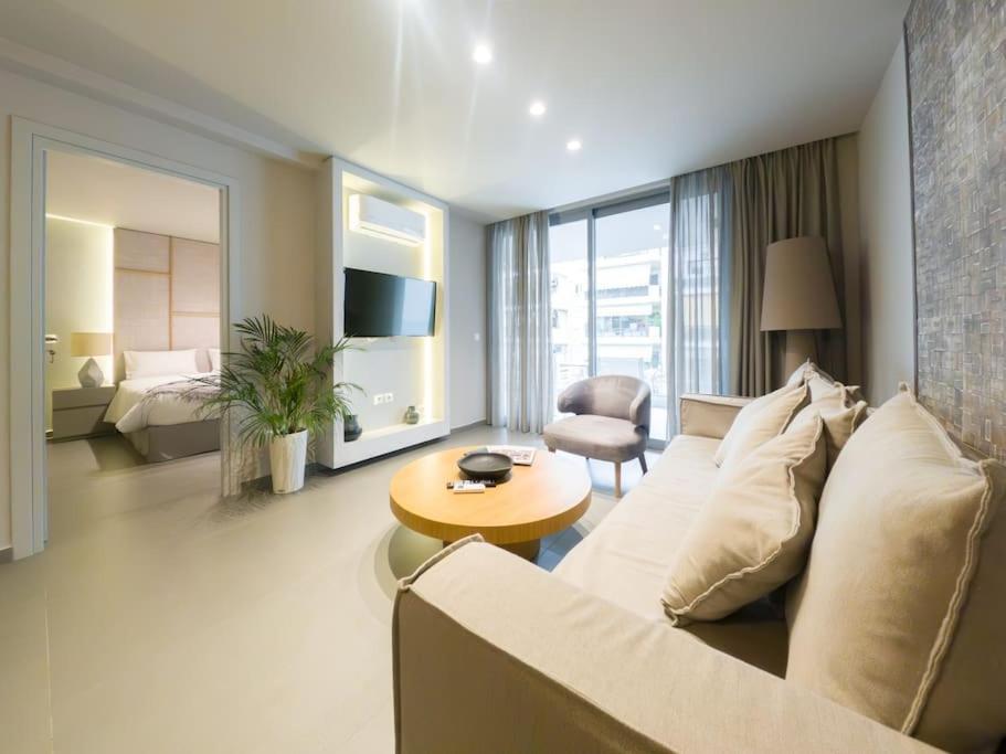 Cw Athens Riviera Suite מראה חיצוני תמונה