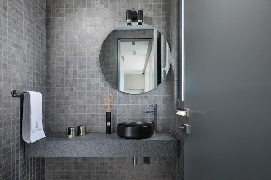 Cw Athens Riviera Suite מראה חיצוני תמונה
