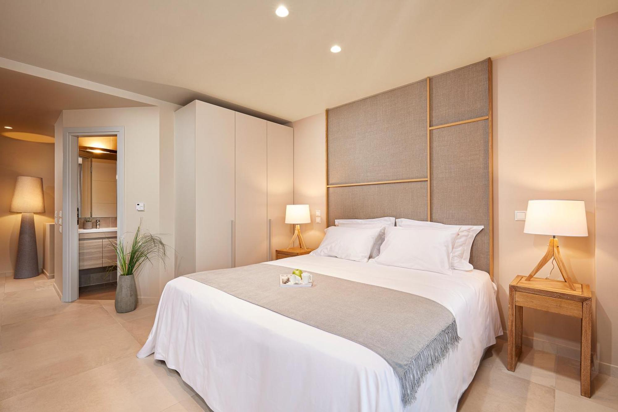 Cw Athens Riviera Suite מראה חיצוני תמונה
